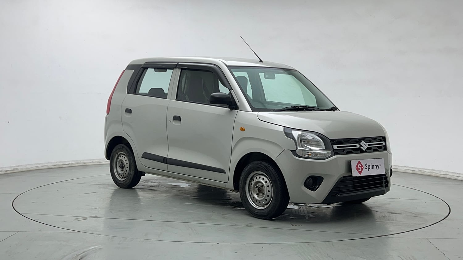 Used 2022 Maruti Suzuki Wagon R 1.0 LXi (O) 1.0 Petrol Manual exterior RIGHT FRONT CORNER VIEW