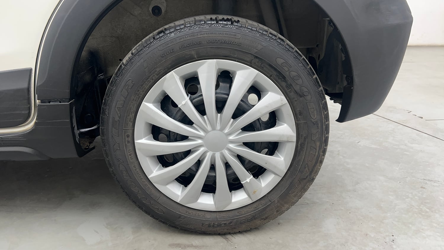Used 2018 Maruti Suzuki Celerio X Zxi AMT Petrol Automatic tyres LEFT REAR TYRE RIM VIEW