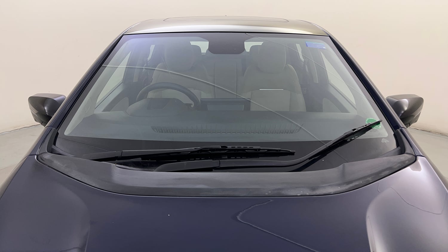 Used 2025 Tata Altroz Accomplished S Petrol 5MT Petrol Manual exterior FRONT WINDSHIELD VIEW