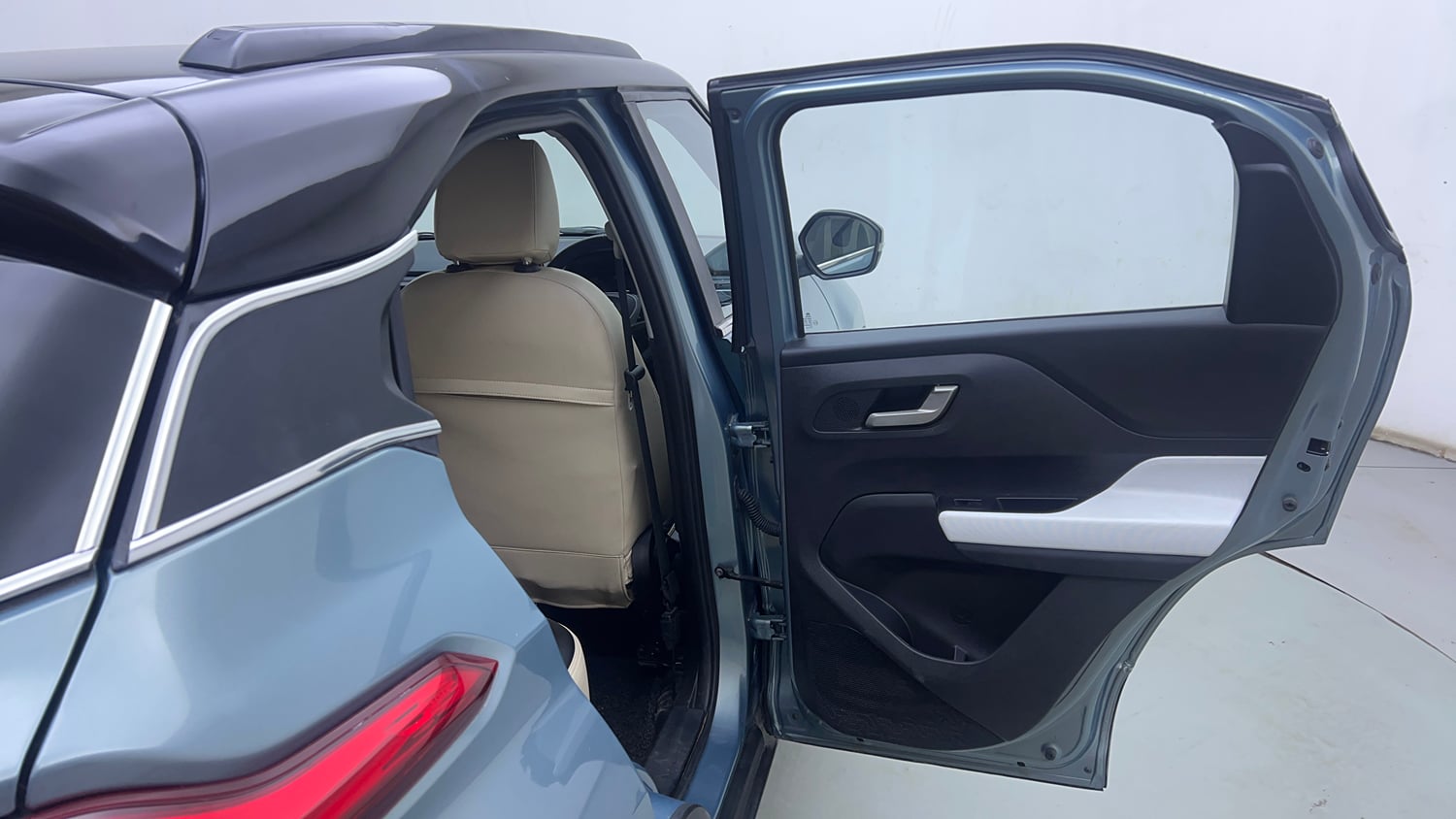 Used 2024 Tata Punch Creative Dual Tone MT Sunroof Petrol Manual interior RIGHT REAR DOOR OPEN VIEW
