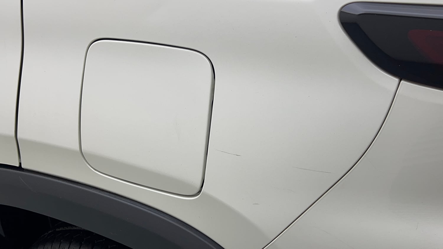 Used 2024 Toyota Urban Cruiser Hyryder V AT NeoDrive Petrol Automatic dents MINOR SCRATCH