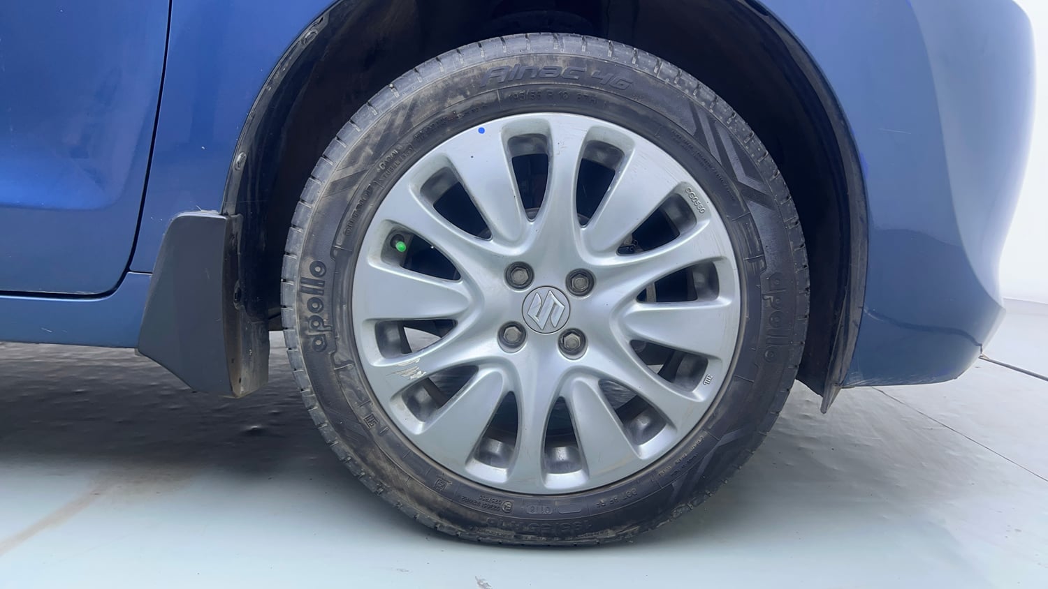 Used 2018 Maruti Suzuki Baleno Alpha 1.2 Petrol Manual tyres RIGHT FRONT TYRE RIM VIEW