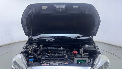 Used 2021 Maruti Suzuki S-Cross Zeta AT Petrol Automatic engine ENGINE & BONNET OPEN FRONT VIEW
