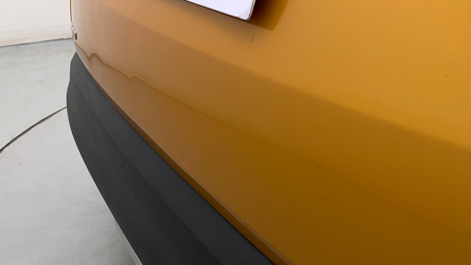 Used 2020 Renault Triber RXZ Petrol Manual dents MINOR DENT
