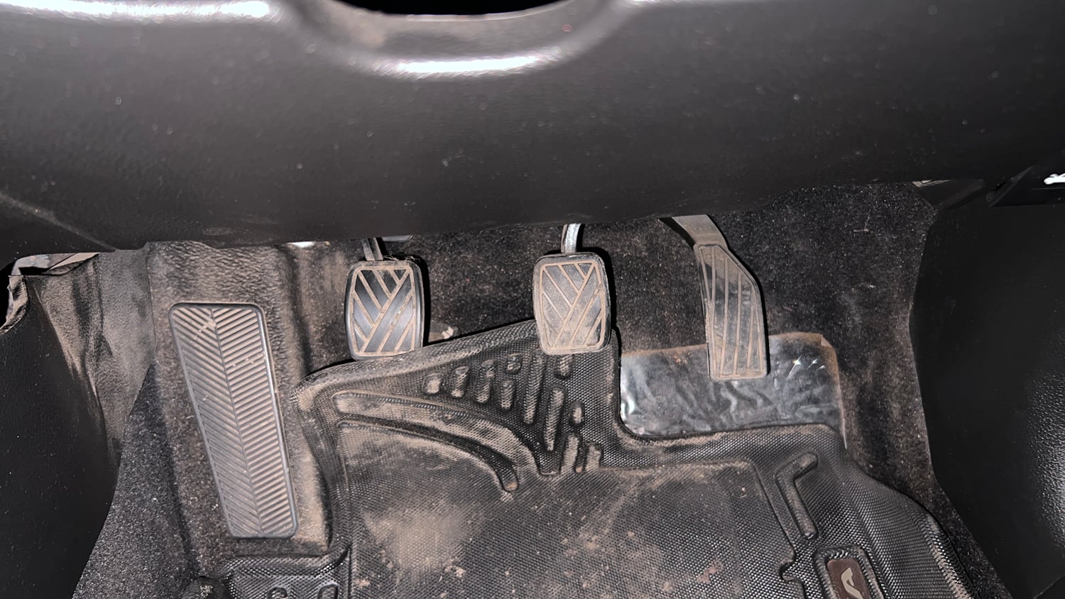 Used 2023 Maruti Suzuki Brezza Zxi Plus Dual Tone Petrol Manual interior PEDALS VIEW