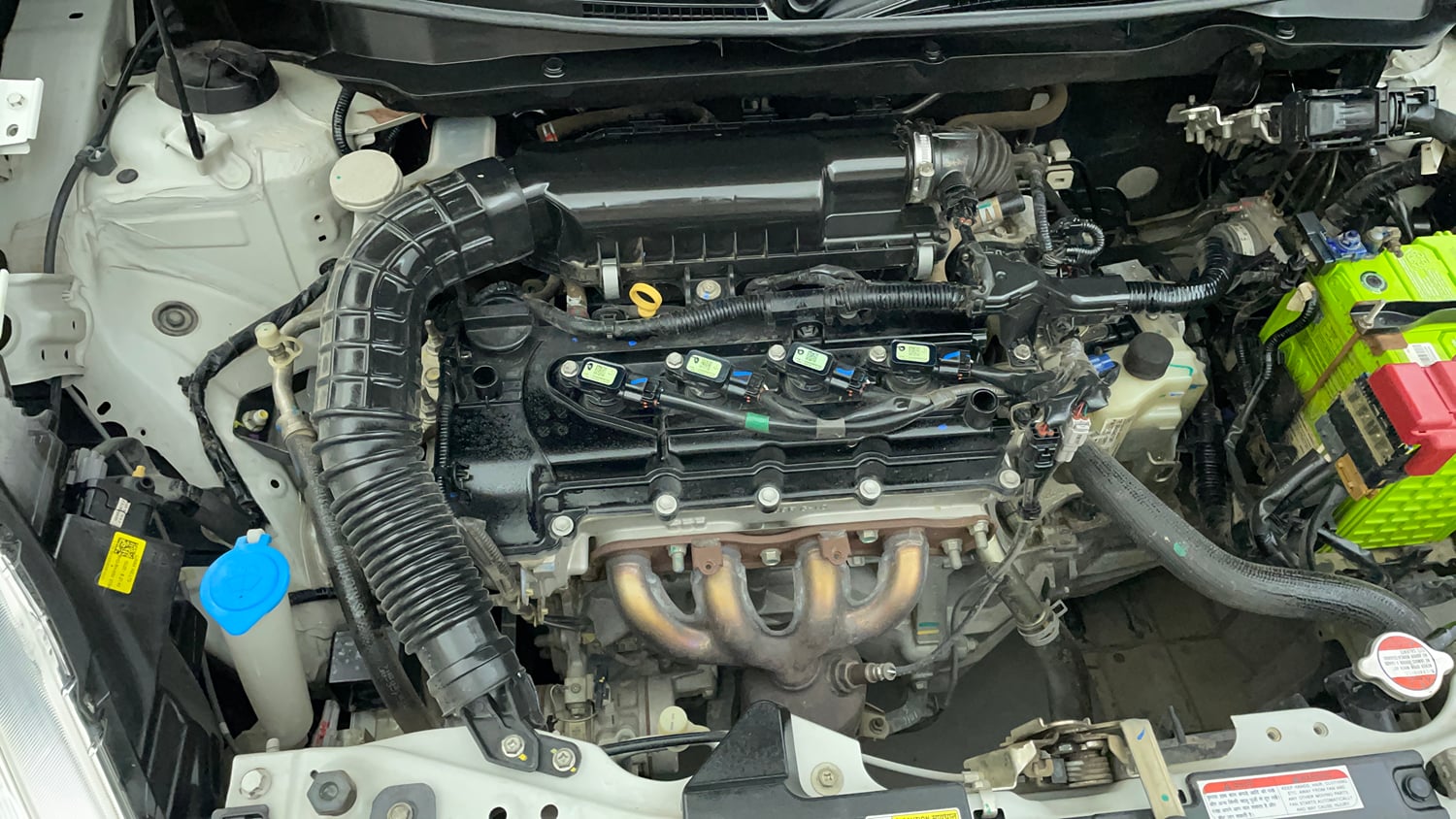 Used 2020 Maruti Suzuki Swift VXi AMT Petrol Automatic engine ENGINE RIGHT SIDE VIEW