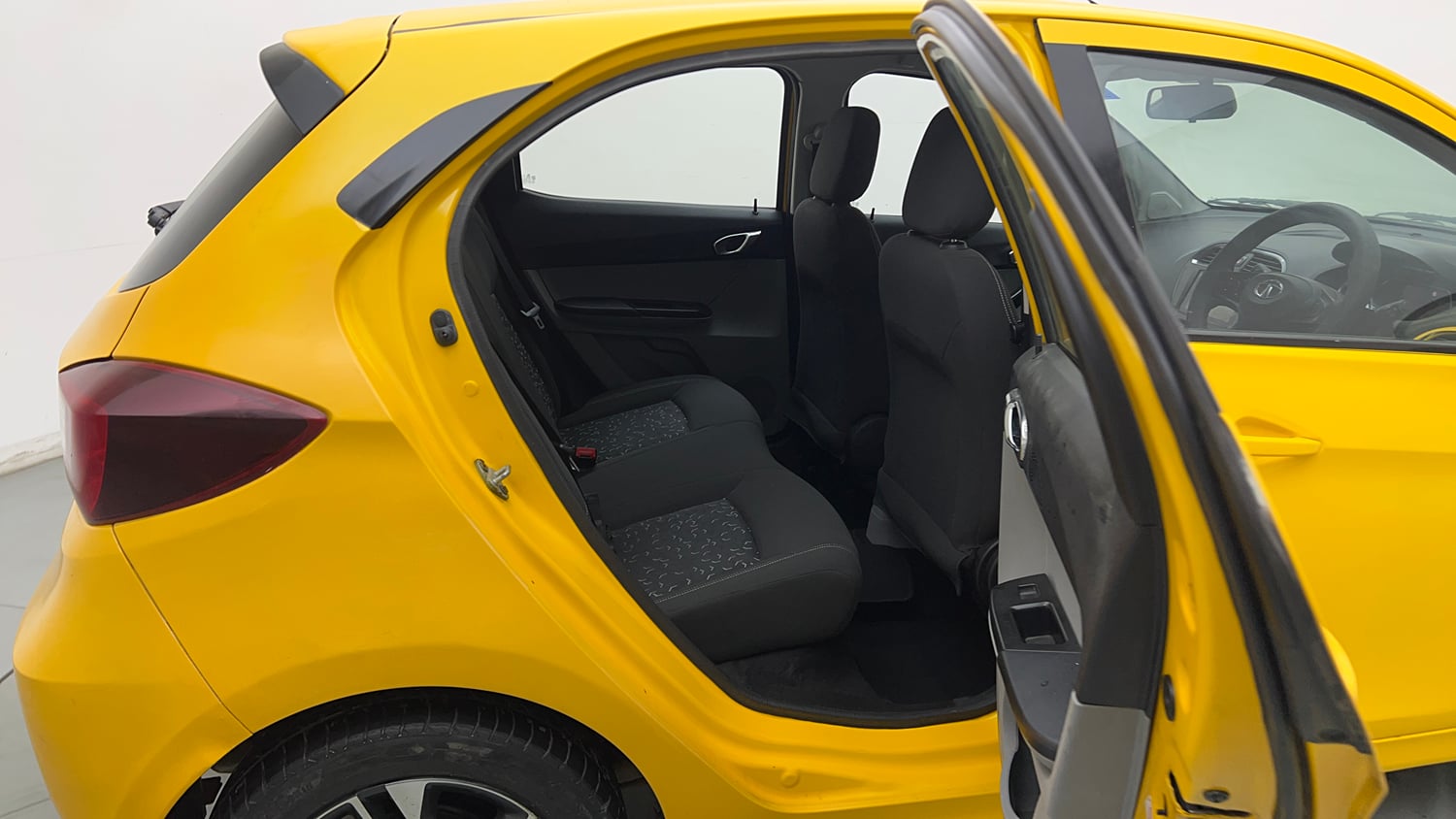 Used 2020 Tata Tiago XZ Plus Petrol Manual interior RIGHT SIDE REAR DOOR CABIN VIEW