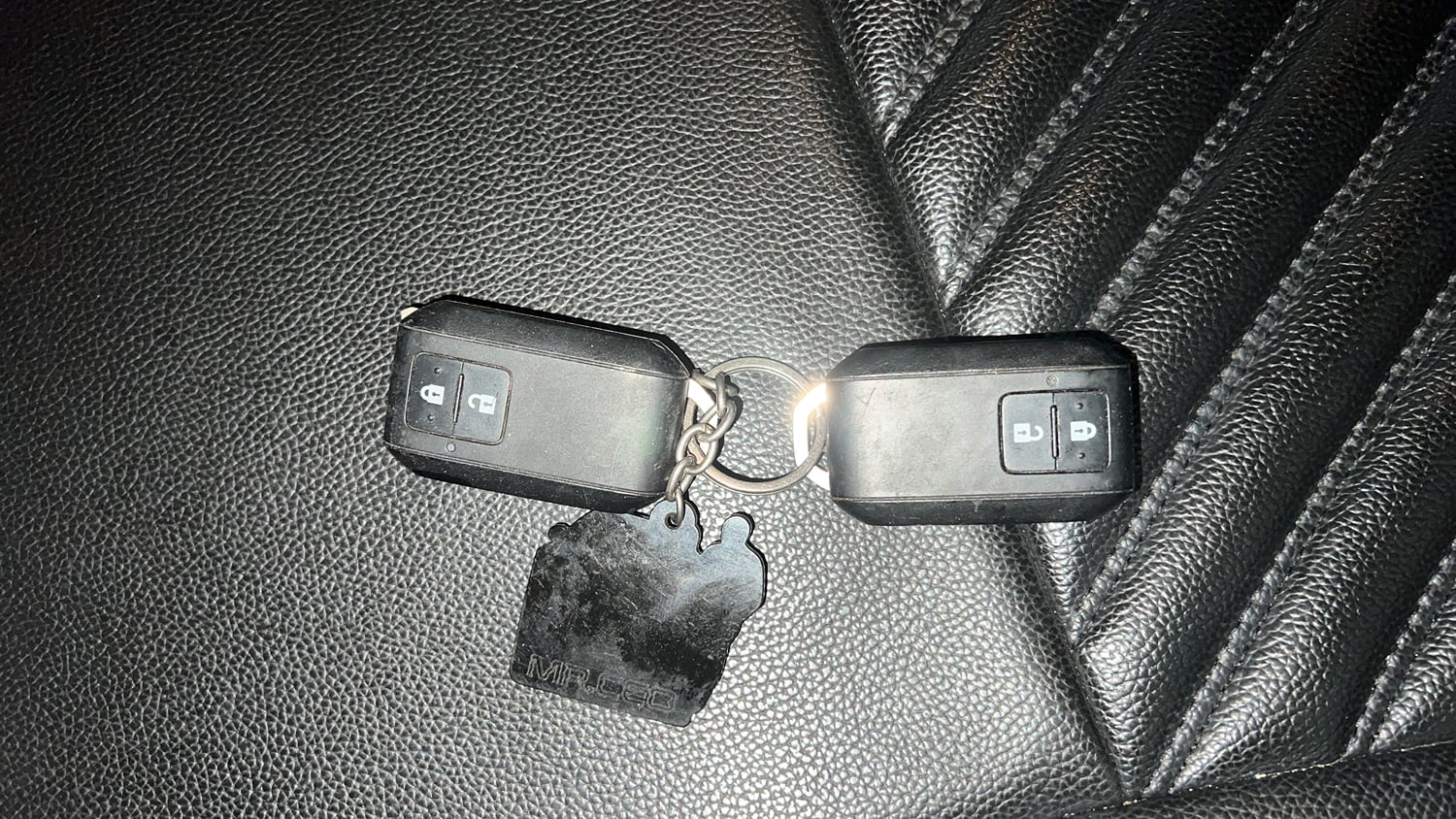 Used 2022 Maruti Suzuki Ignis Alpha 1.2 MT Petrol Manual extra CAR KEY VIEW