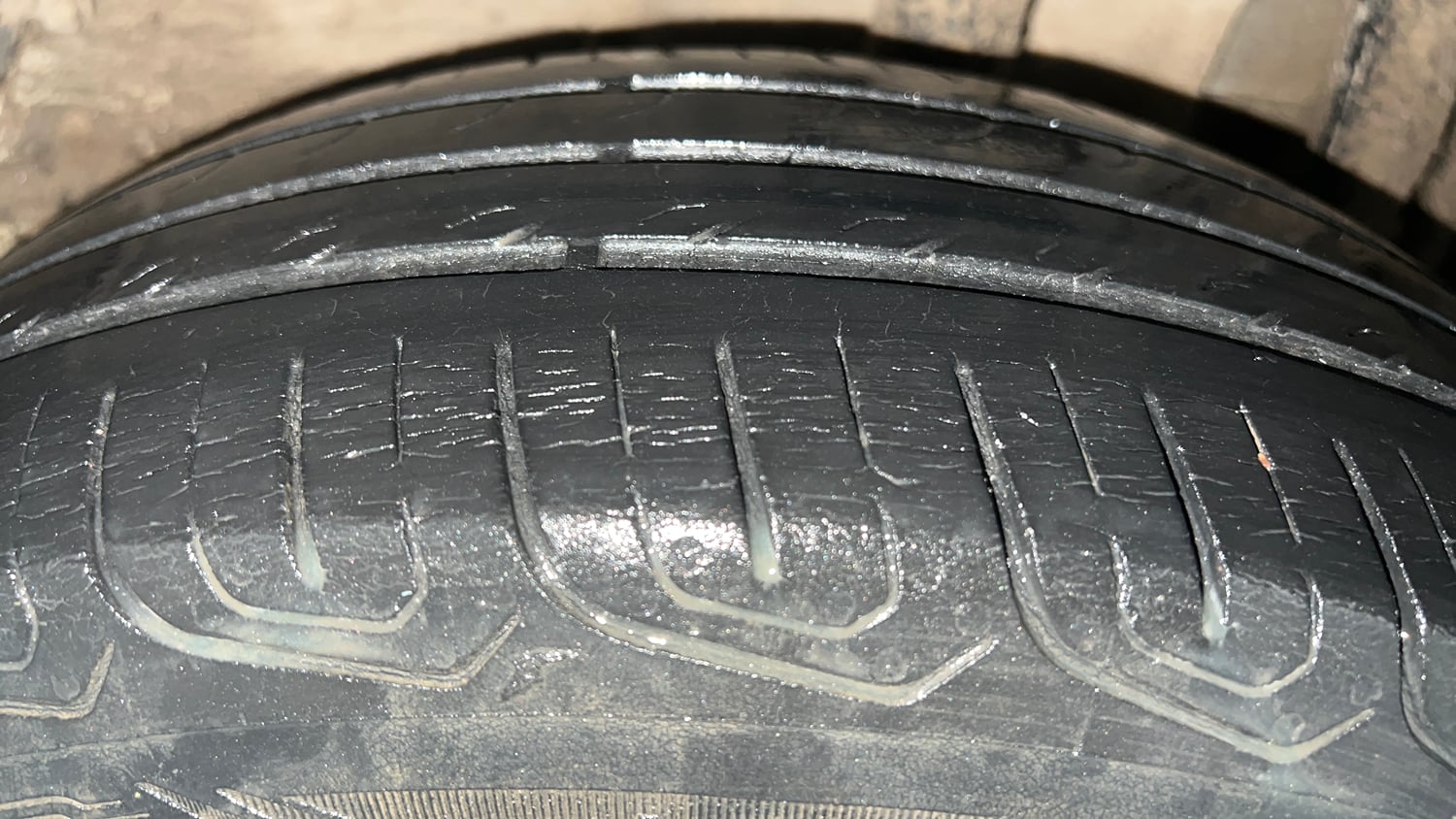 Used 2022 Tata Tiago XT CNG Cng Manual tyres LEFT REAR TYRE TREAD VIEW