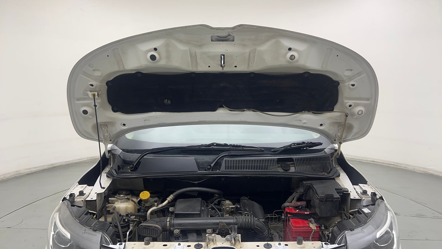 Used 2020 Renault Triber RXZ Petrol Manual engine ENGINE & BONNET OPEN FRONT VIEW