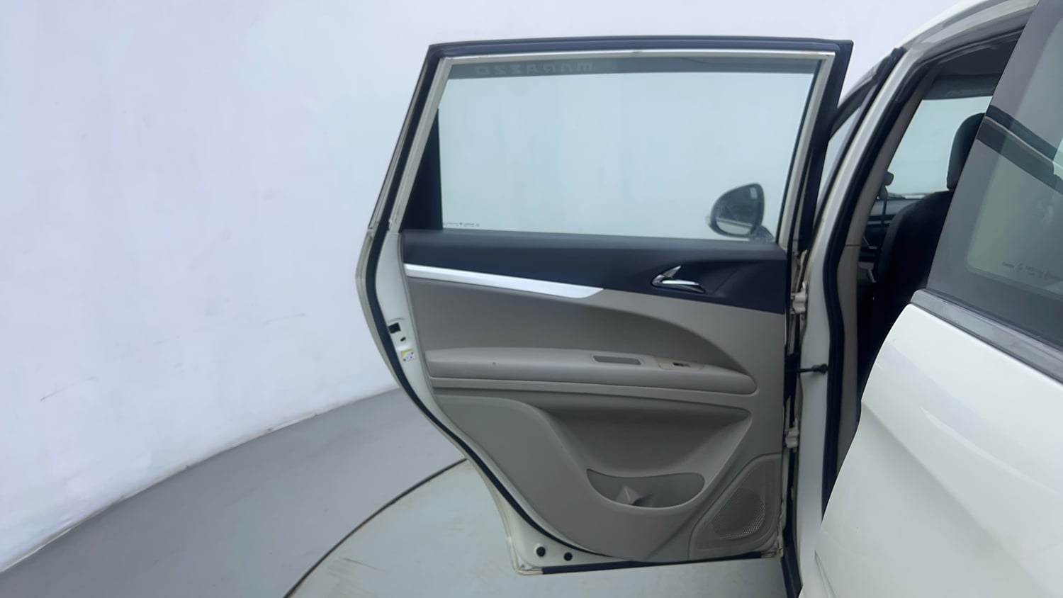 Used 2019 Mahindra Marazzo M6 7 STR Diesel Manual interior LEFT REAR DOOR OPEN VIEW