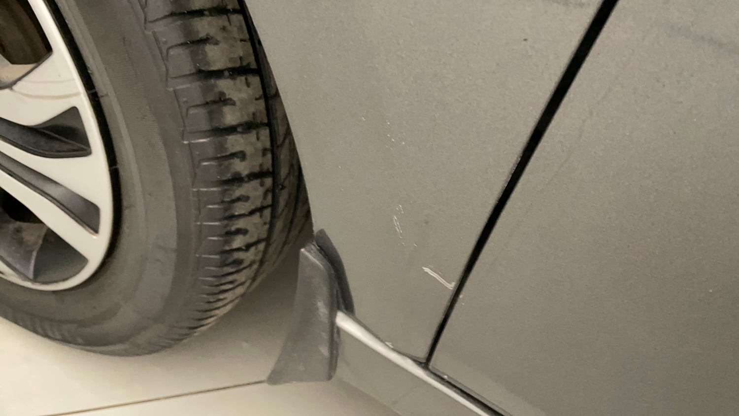 Used 2022 Tata Tiago XT Rhythm Petrol Manual dents MINOR SCRATCH