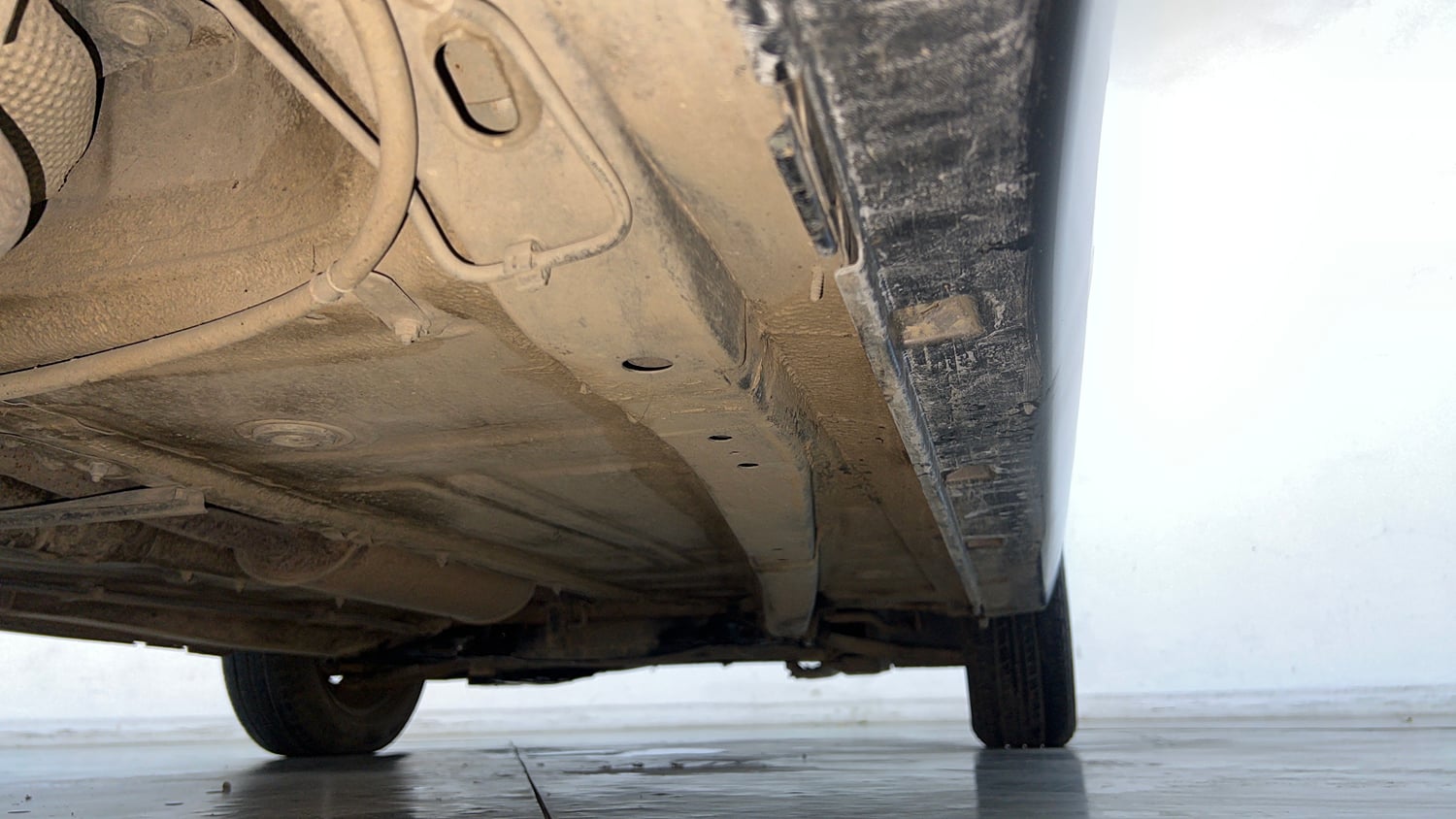 Used 2018 Maruti Suzuki Baleno Delta 1.2 Petrol Manual extra REAR RIGHT UNDERBODY VIEW