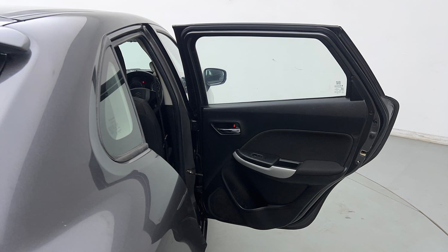 Used 2018 Maruti Suzuki Baleno Delta 1.2 Petrol Manual interior RIGHT REAR DOOR OPEN VIEW