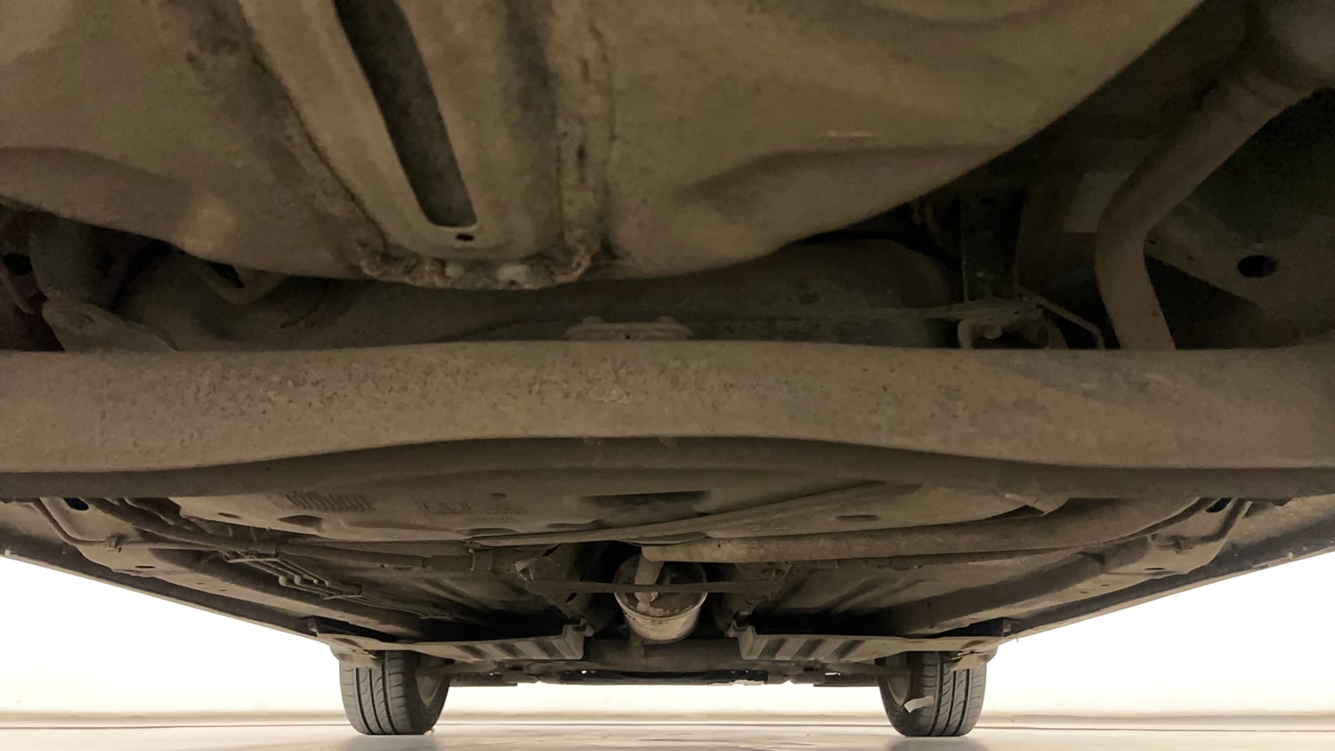 Used 2022 Toyota Glanza G Petrol Manual extra REAR UNDERBODY VIEW (TAKEN FROM REAR)