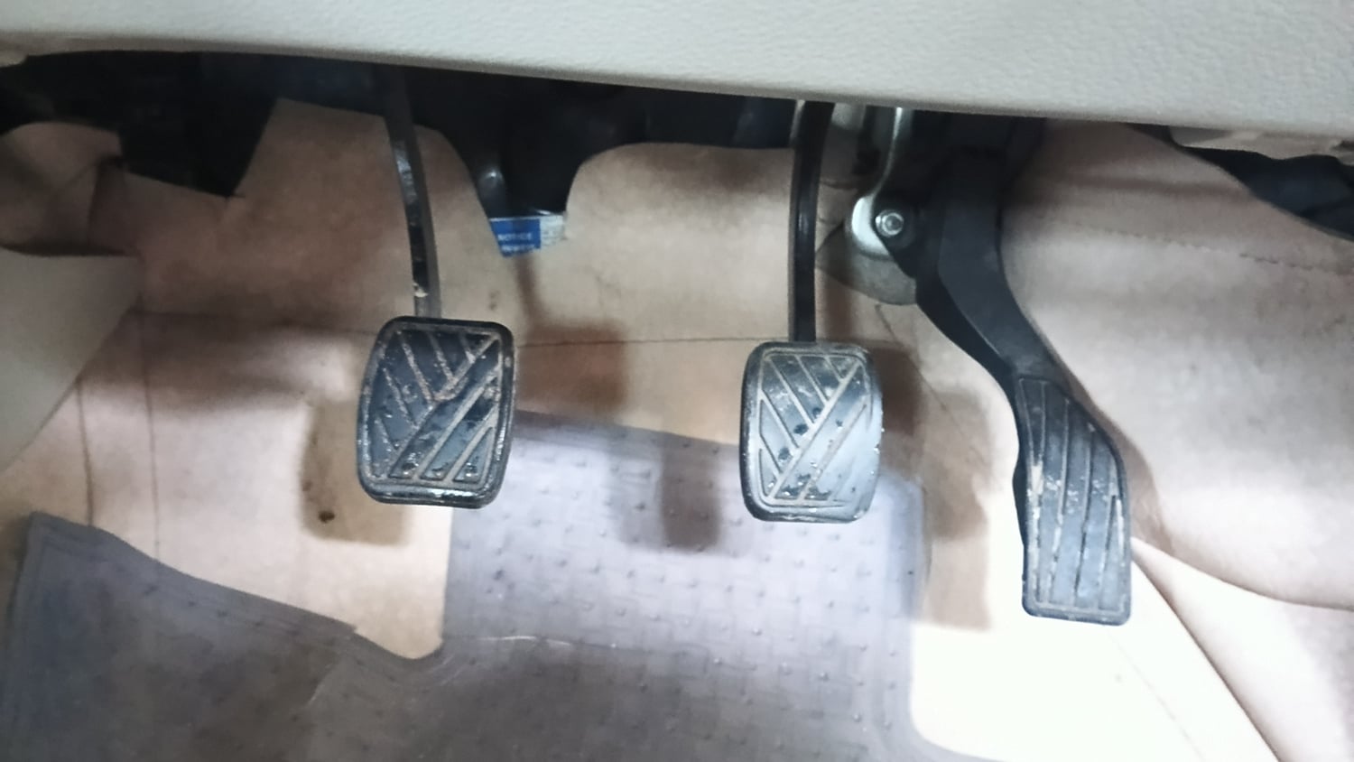 Used 2017 Maruti Suzuki Ciaz Delta 1.4 MT Petrol Manual interior PEDALS VIEW
