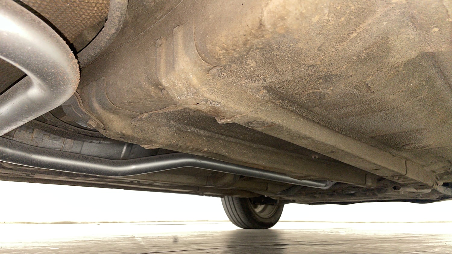 Used 2014 Hyundai Elite i20 Asta 1.2 Petrol Manual extra REAR RIGHT UNDERBODY VIEW
