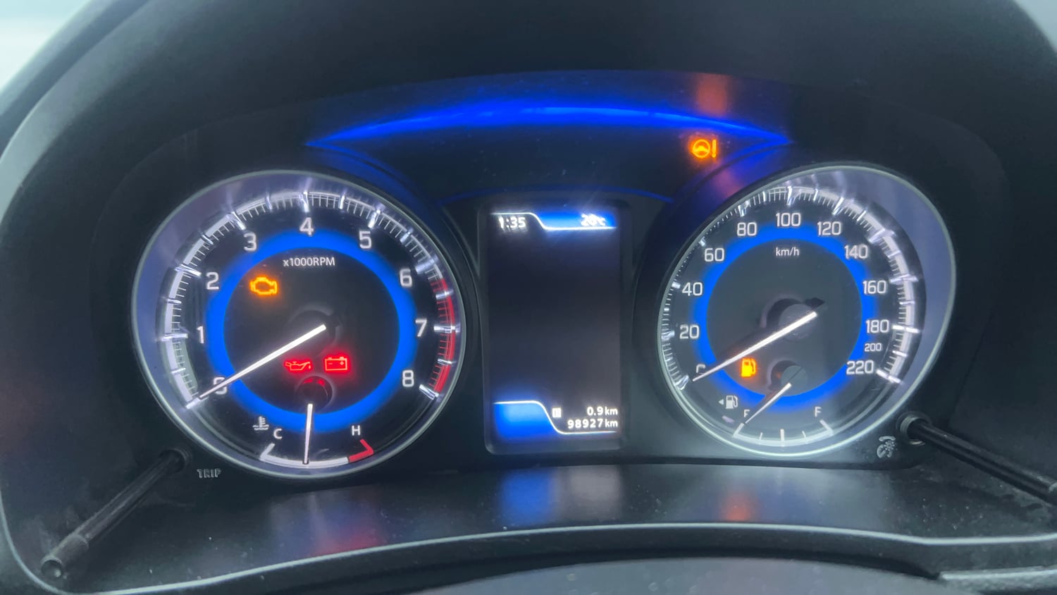 Used 2021 Maruti Suzuki Baleno Zeta Petrol Manual interior CLUSTERMETER VIEW
