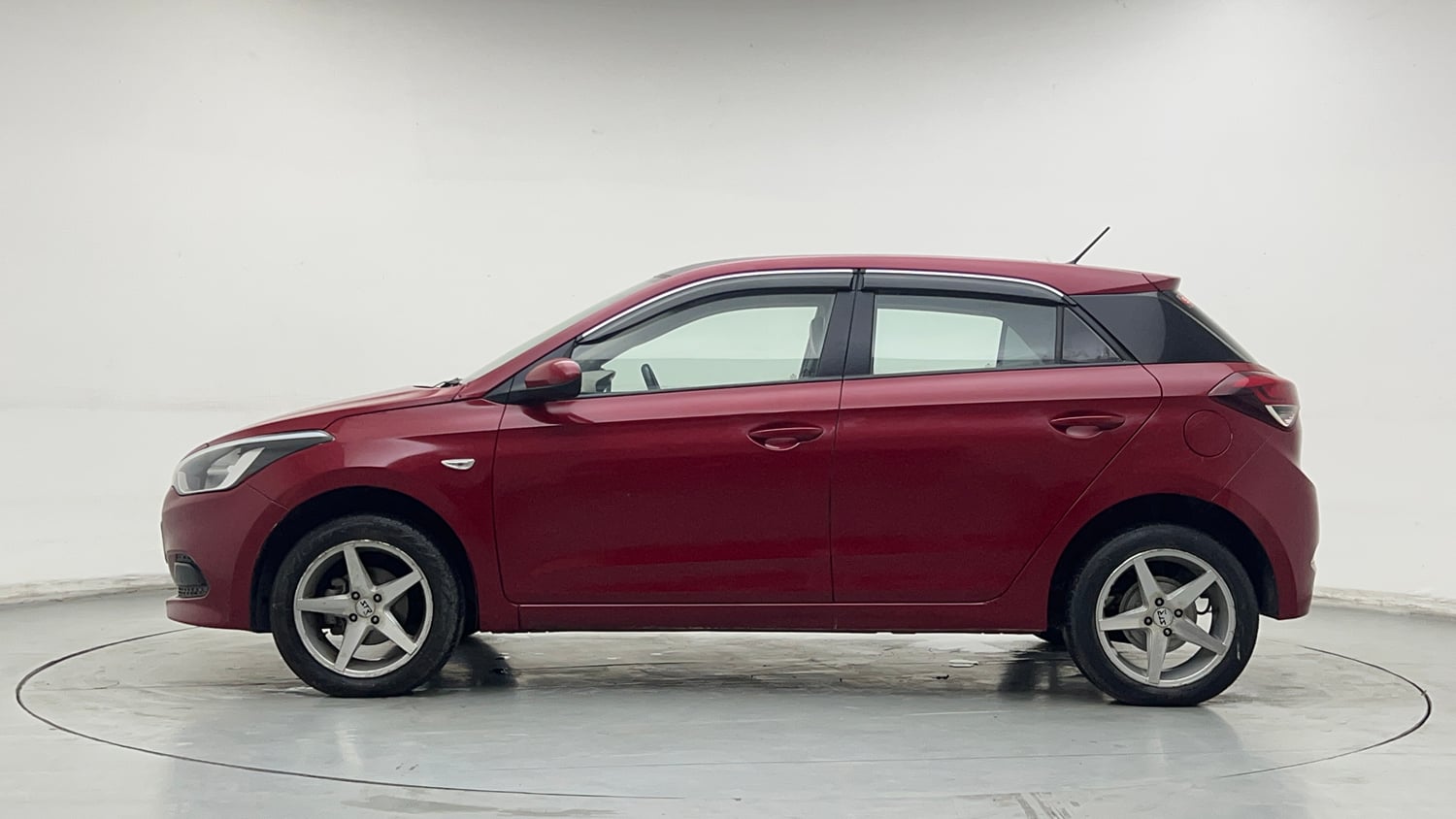 Used 2018 Hyundai Elite i20 Magna Executive 1.2 Petrol Manual exterior LEFT SIDE VIEW