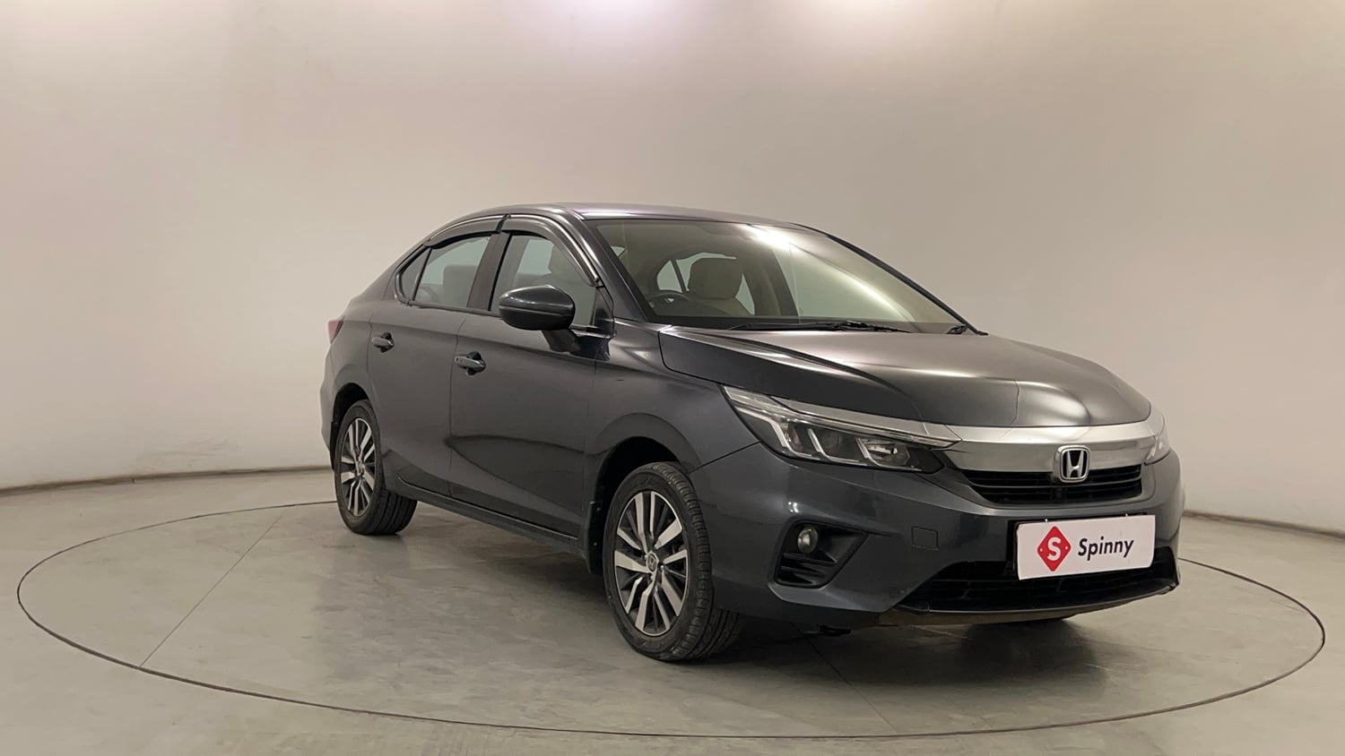 Used 2022 Honda City VX Diesel Diesel Manual exterior RIGHT FRONT CORNER VIEW