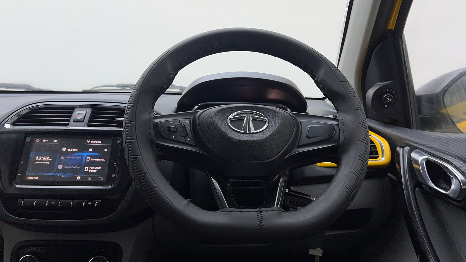 Used 2020 Tata Tiago XZ Plus Petrol Manual interior STEERING VIEW