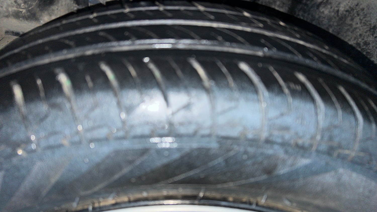 Used 2022 Maruti Suzuki Swift VXi Petrol Manual tyres RIGHT REAR TYRE TREAD VIEW