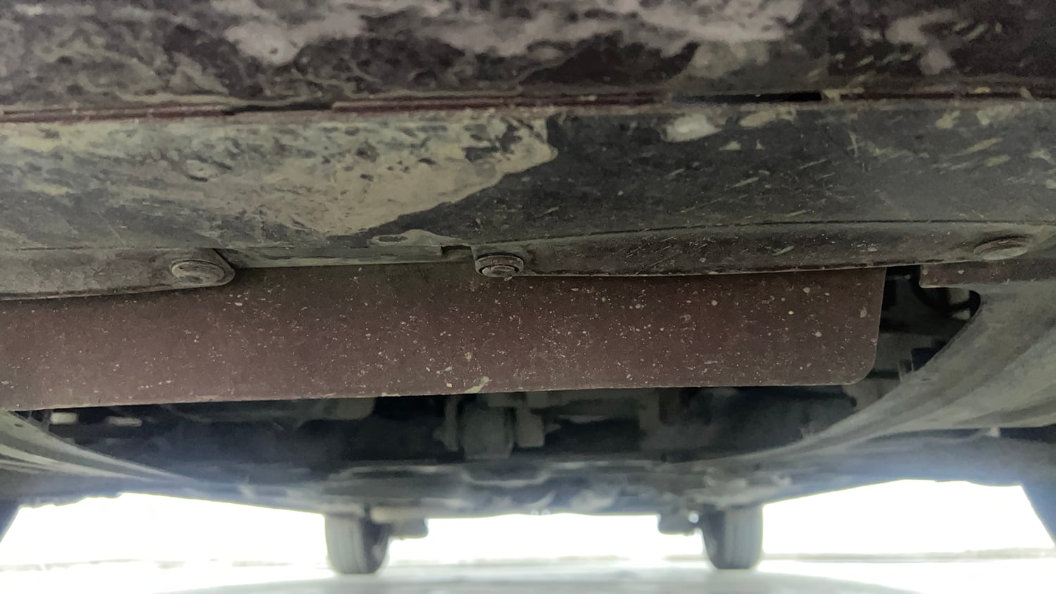Used 2015 Honda Amaze 1.2 S i-VTEC Petrol Manual extra FRONT LEFT UNDERBODY VIEW