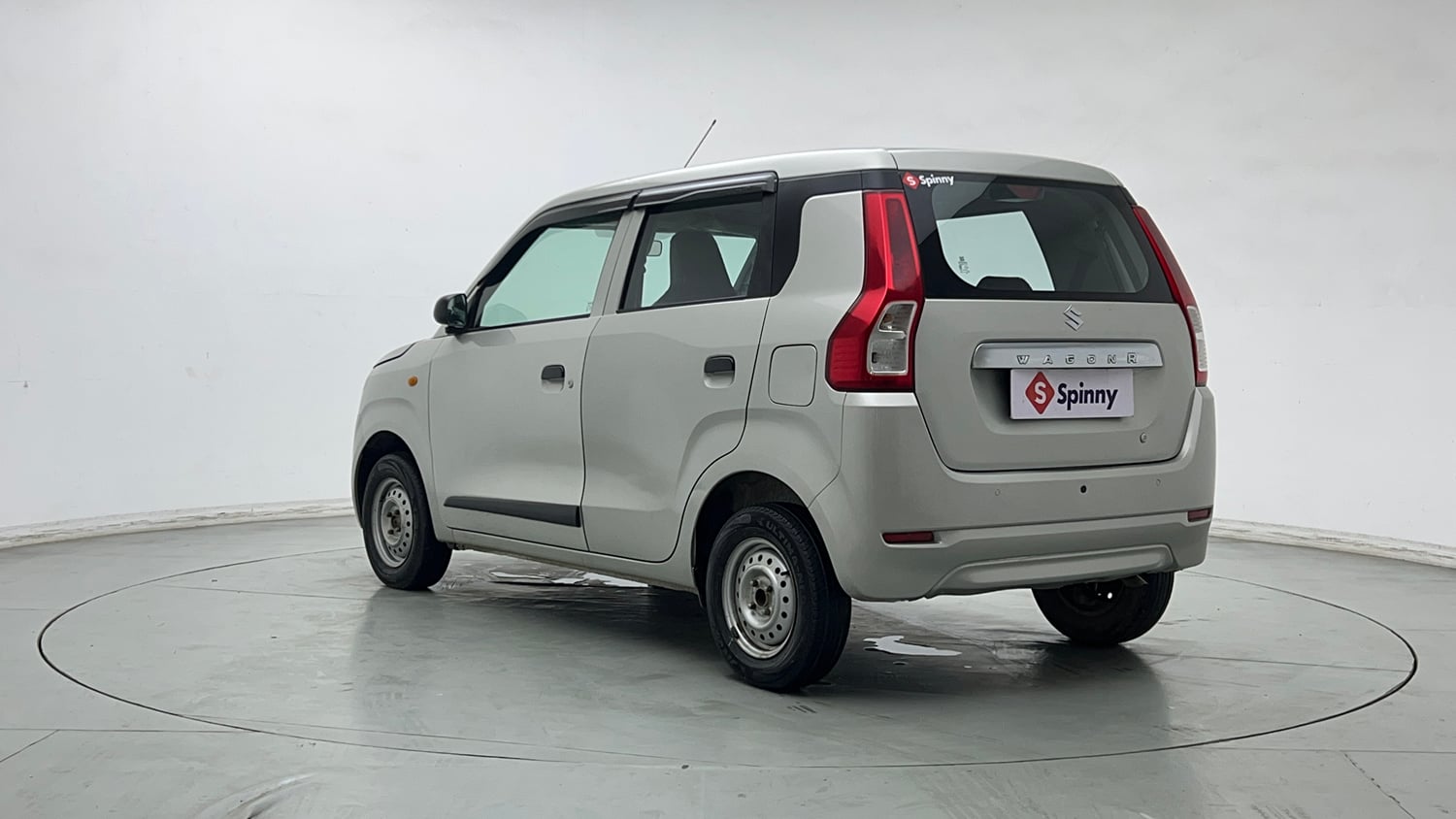 Used 2022 Maruti Suzuki Wagon R 1.0 LXi (O) 1.0 Petrol Manual exterior LEFT REAR CORNER VIEW