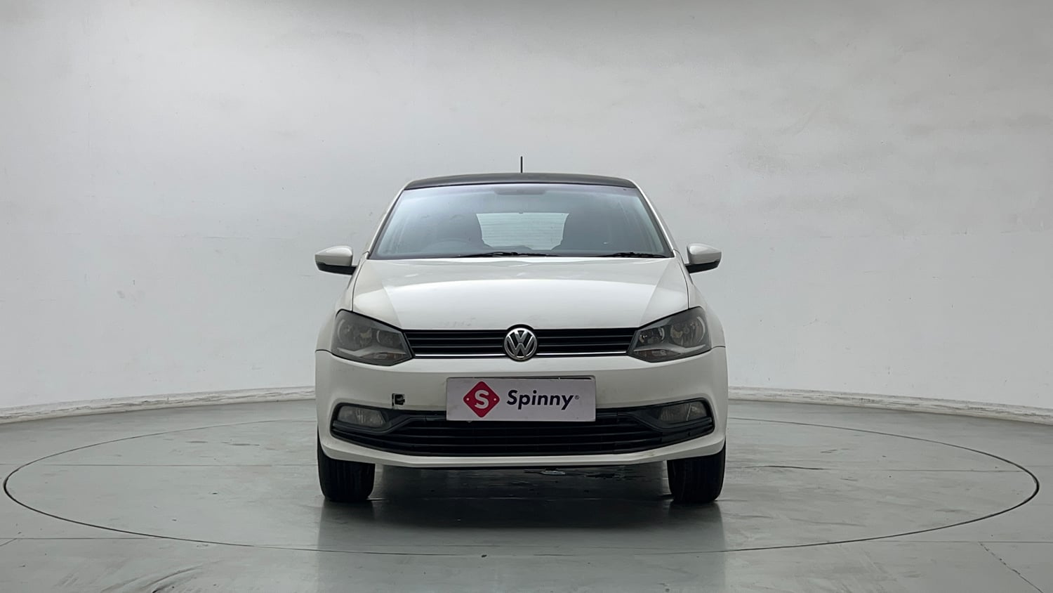 Used 2018 Volkswagen Polo Comfortline 1.0L (P) Petrol Manual exterior FRONT VIEW