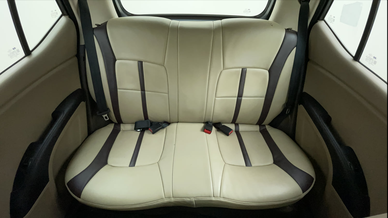 Used 2012 Hyundai i10 Magna 1.1 iRDE2 Petrol Manual interior REAR SEAT CONDITION VIEW