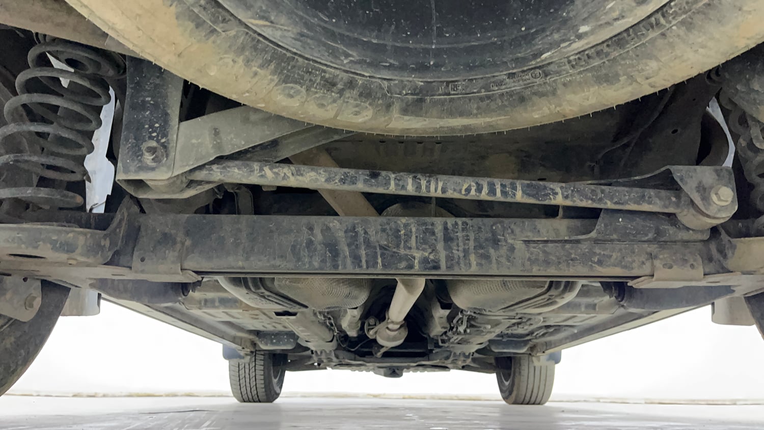 Used 2022 Tata Harrier XZ Plus Diesel Manual extra REAR UNDERBODY VIEW (TAKEN FROM REAR)