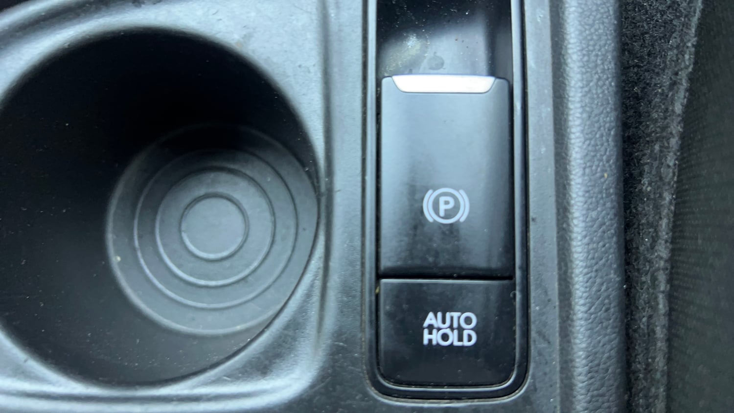 Used 2023 Hyundai Verna SX (O) 1.5 Turbo Petrol DCT Petrol Automatic top_features Electronic parking brake