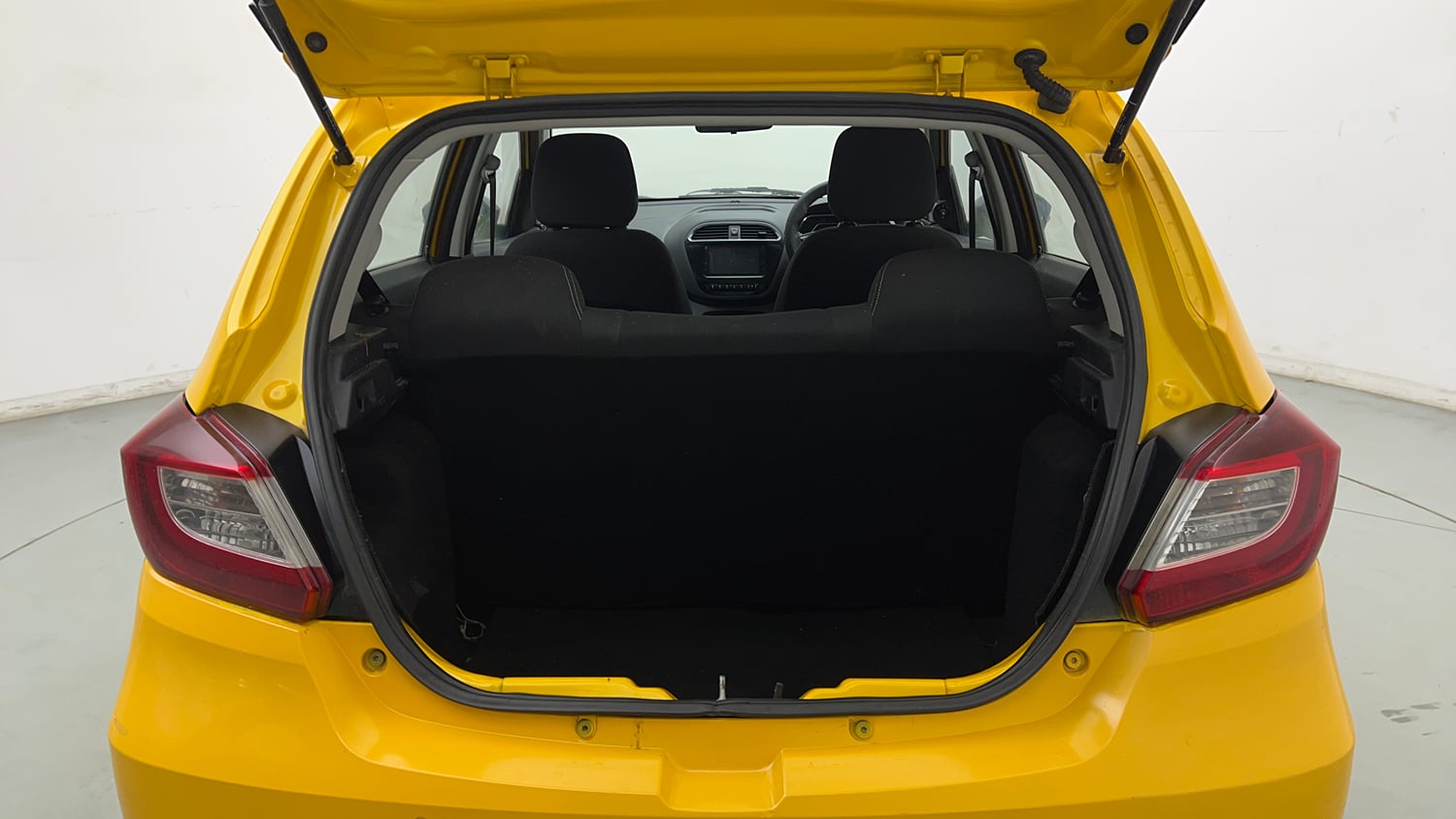 Used 2020 Tata Tiago XZ Plus Petrol Manual interior DICKY INSIDE VIEW