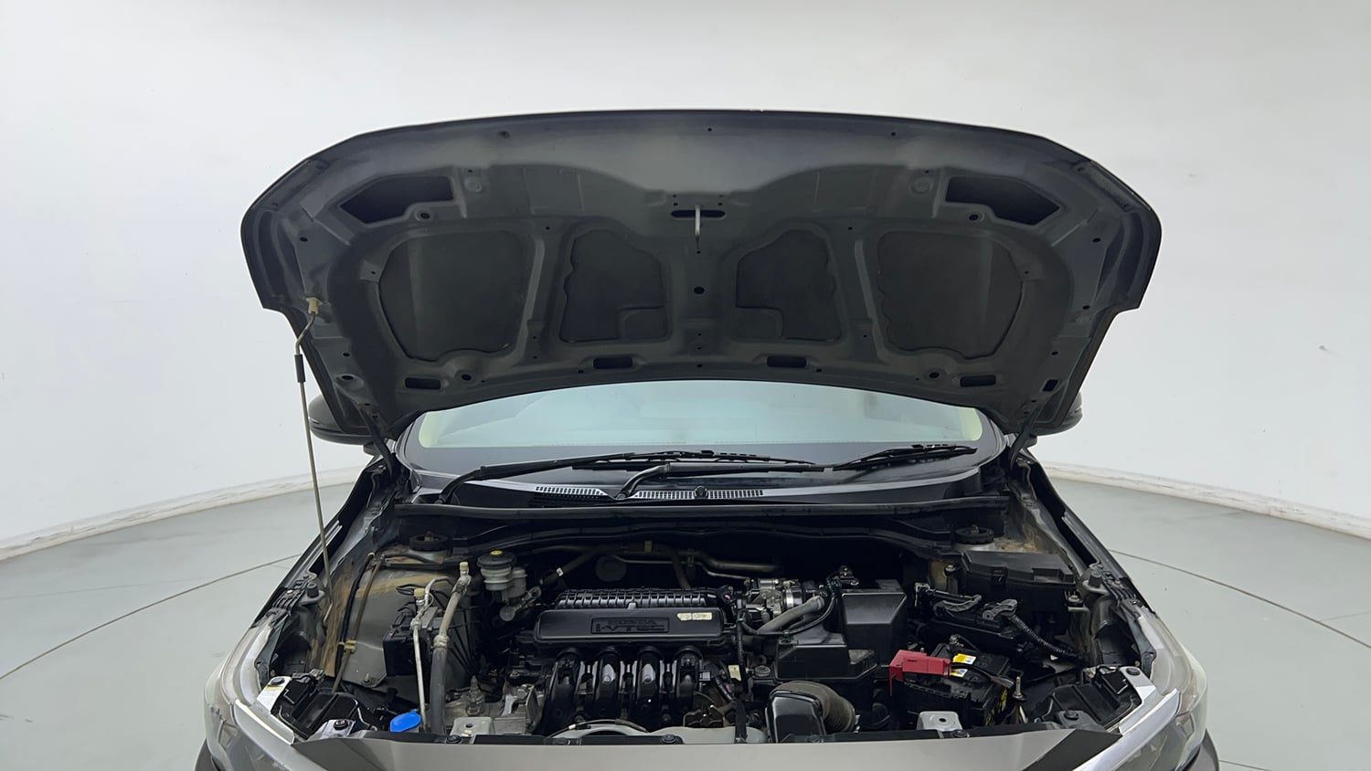 Used 2021 Honda Amaze 1.2 VX CVT Petrol Petrol Automatic engine ENGINE & BONNET OPEN FRONT VIEW