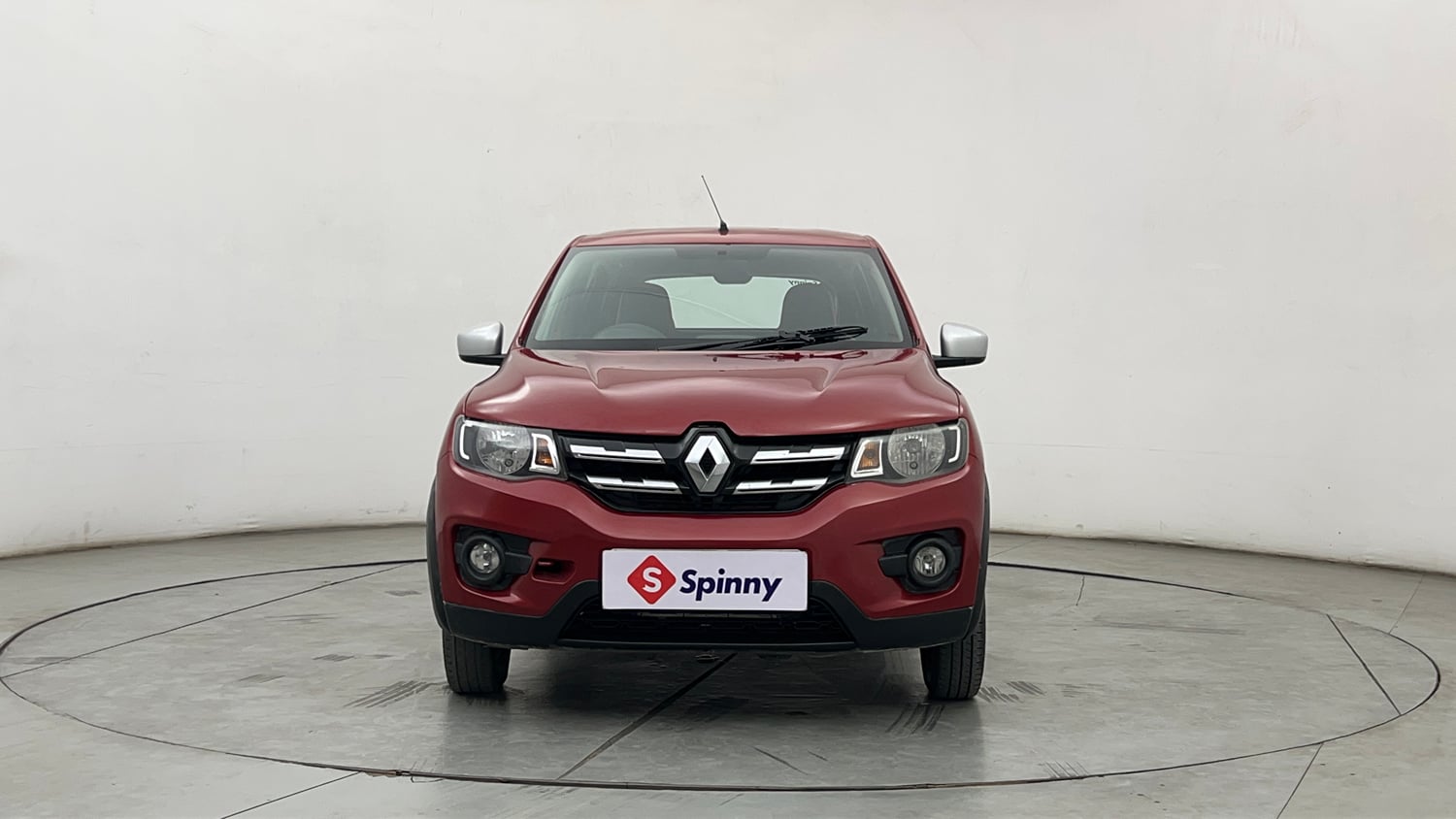 Used 2018 Renault Kwid 1.0 RXT AMT Opt Petrol Automatic exterior FRONT VIEW