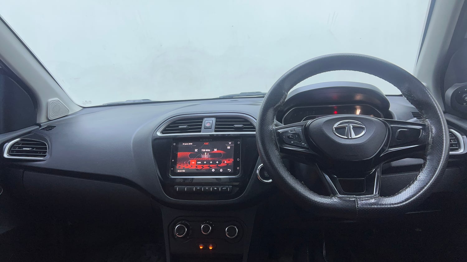 Used 2021 Tata Tiago NRG XZ MT Petrol Manual interior DASHBOARD VIEW