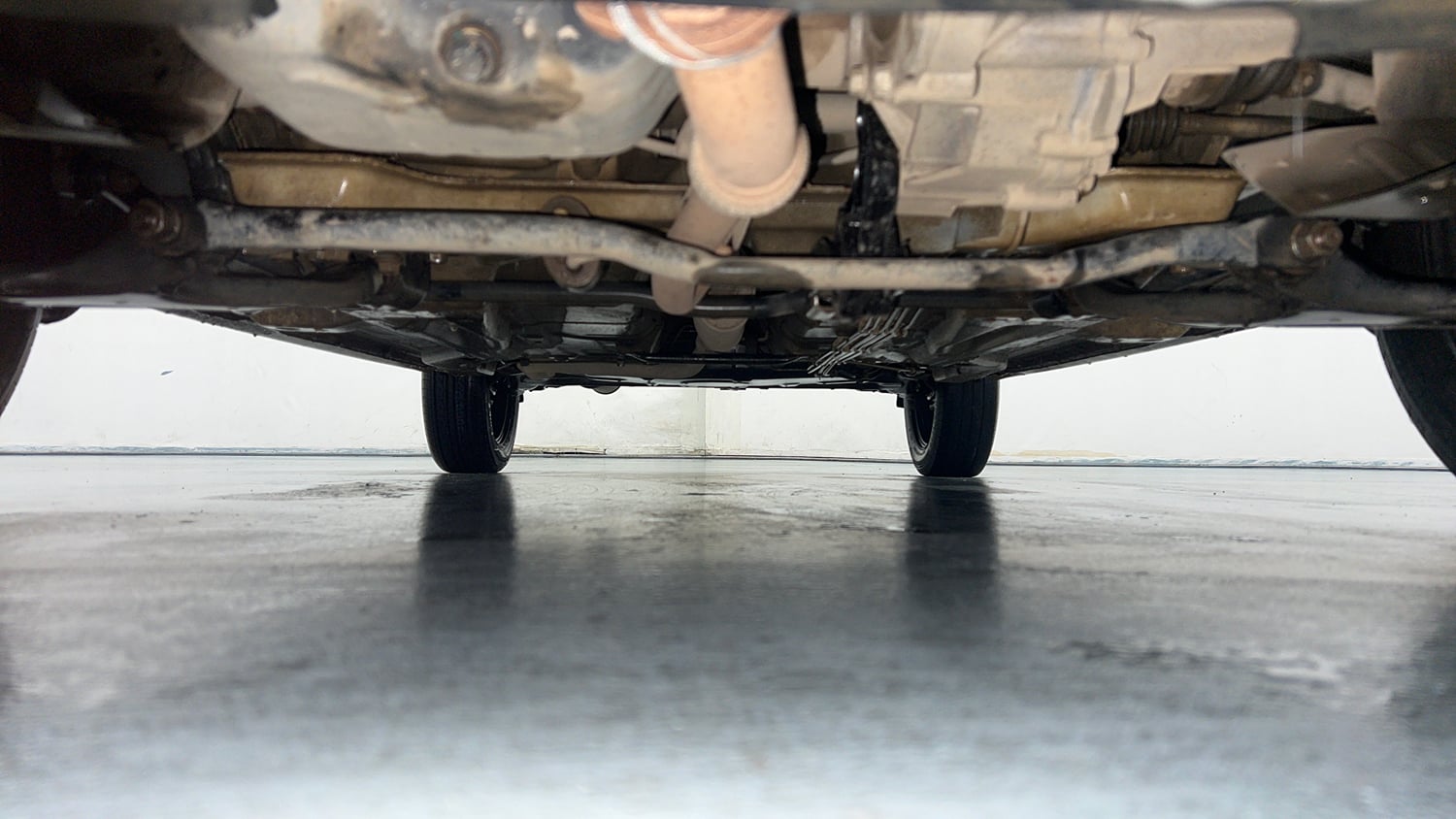 Used 2022 Tata Tiago XT CNG Cng Manual extra FRONT LEFT UNDERBODY VIEW