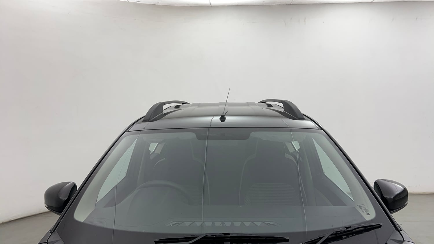Used 2024 Renault Triber RXZ Petrol Manual exterior FRONT WINDSHIELD VIEW