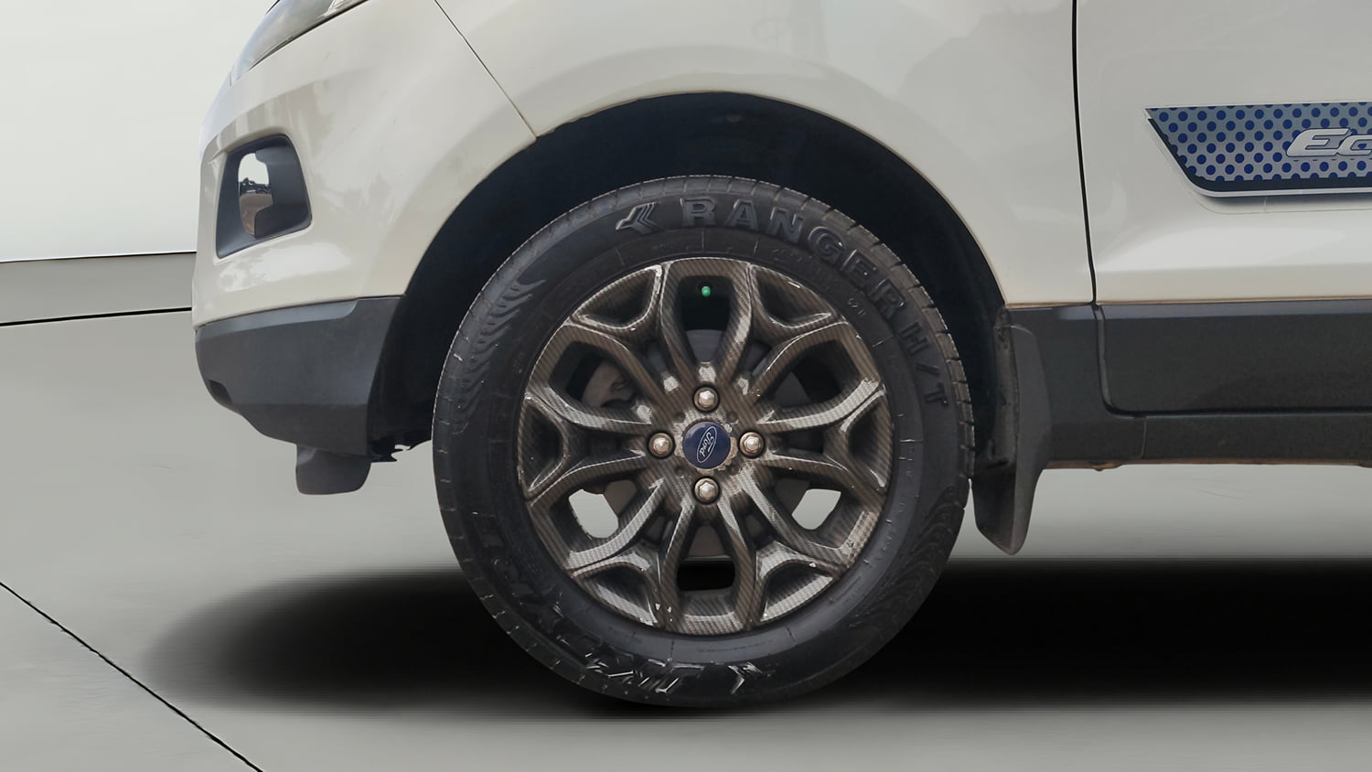 Used 2017 Ford EcoSport Ambiente 1.5L TDCi Diesel Manual tyres LEFT FRONT TYRE RIM VIEW
