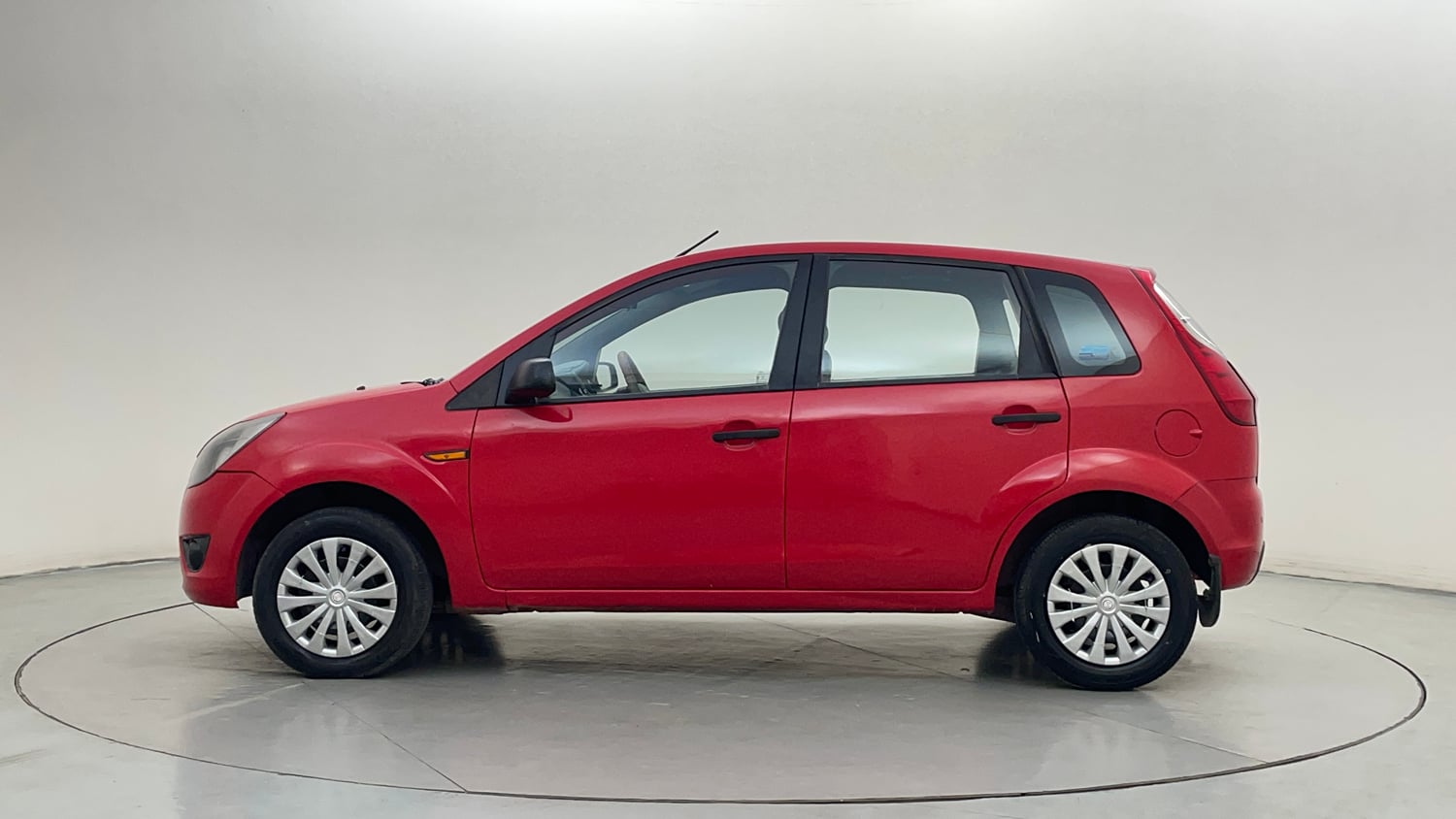 Used 2012 Ford Figo Duratorq Diesel EXI 1.4 Diesel Manual exterior LEFT SIDE VIEW