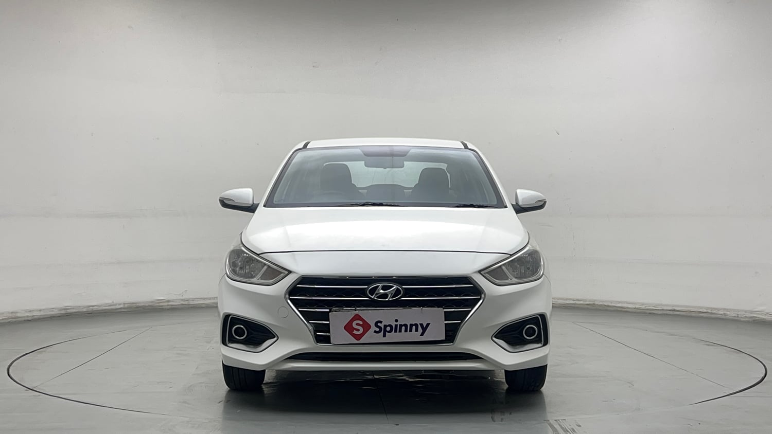 Used 2017 Hyundai Verna EX 1.6 VTVT Petrol Manual exterior FRONT VIEW