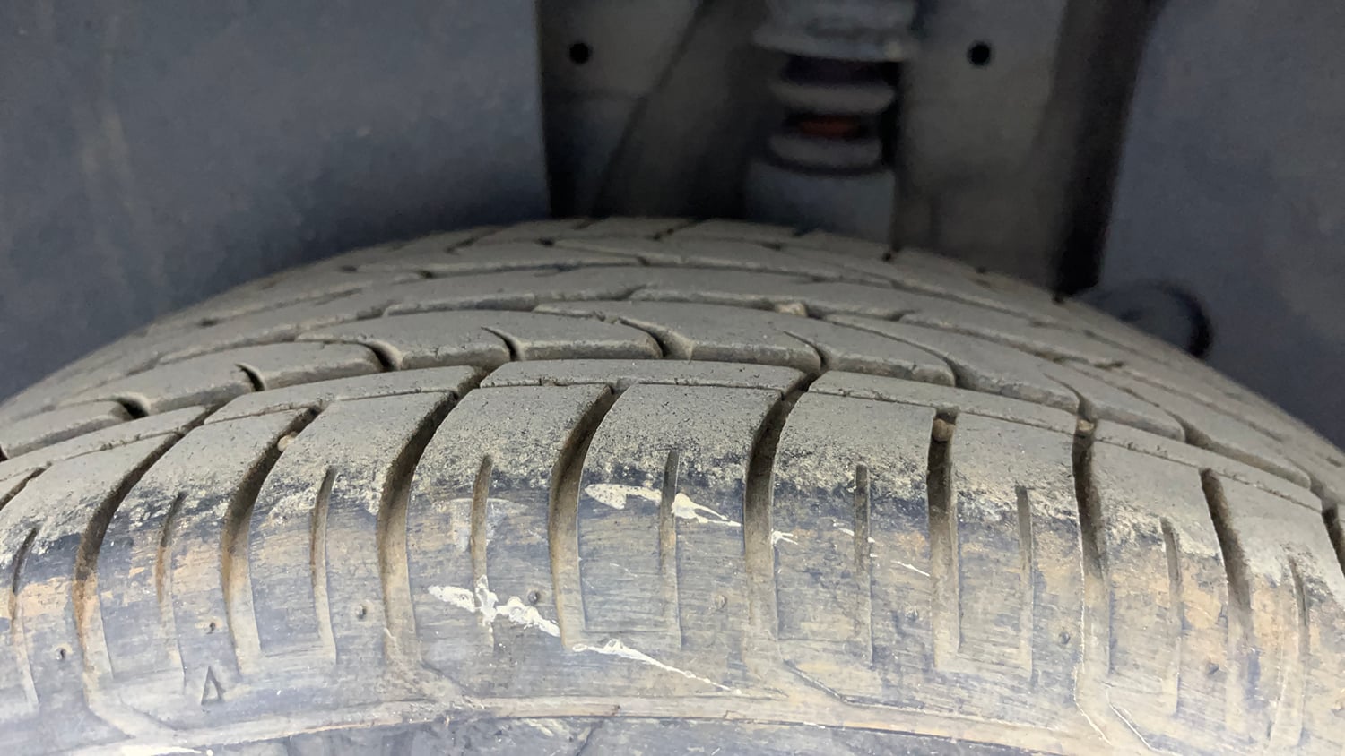Used 2021 Kia Seltos HTX 1.5 Diesel Diesel Manual tyres LEFT REAR TYRE TREAD VIEW