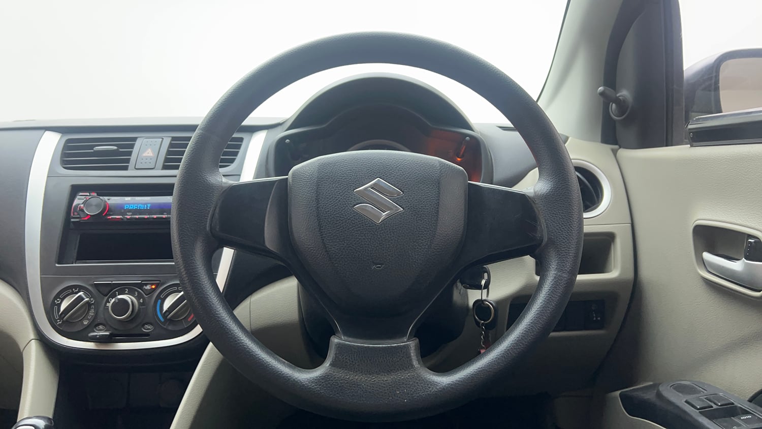 Used 2015 Maruti Suzuki Celerio VXi AMT Petrol Automatic interior STEERING VIEW