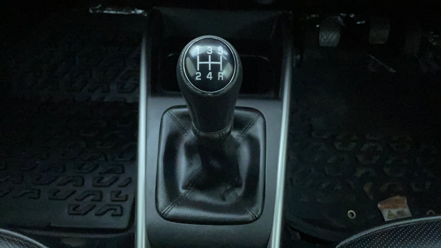 Used 2022 Maruti Suzuki Baleno Alpha MT Petrol Manual interior GEAR  KNOB VIEW