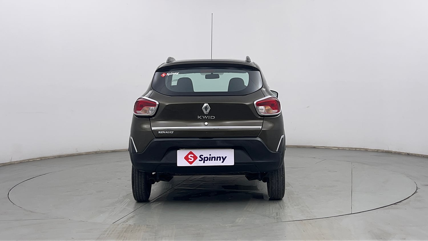 Used 2017 Renault Kwid 1.0 RXT Opt Petrol Manual exterior BACK VIEW