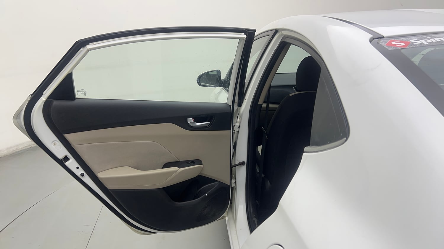 Used 2017 Hyundai Verna EX 1.6 VTVT Petrol Manual interior LEFT REAR DOOR OPEN VIEW