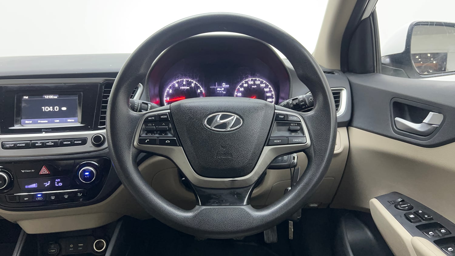Used 2017 Hyundai Verna EX 1.6 VTVT Petrol Manual interior STEERING VIEW