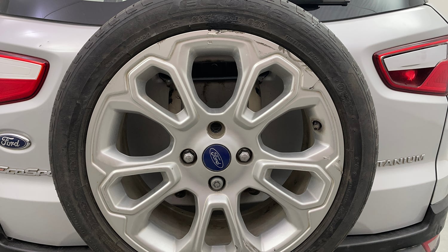 Used 2018 Ford EcoSport Titanium + 1.5L Ti-VCT AT Petrol Automatic tyres SPARE TYRE VIEW