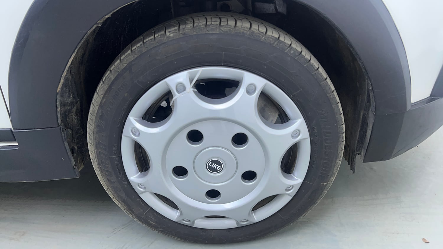 Used 2021 Tata Tiago NRG XZ MT Petrol Manual tyres RIGHT FRONT TYRE RIM VIEW