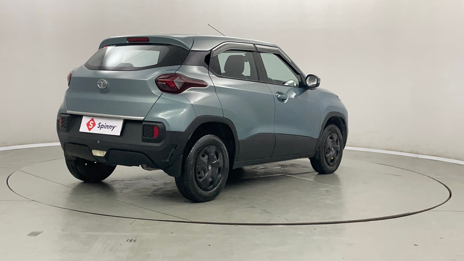 Used 2022 Tata Punch Adventure MT Petrol Manual exterior RIGHT REAR CORNER VIEW